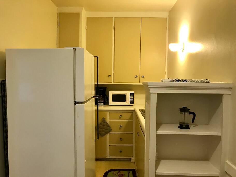 Full kitchen!