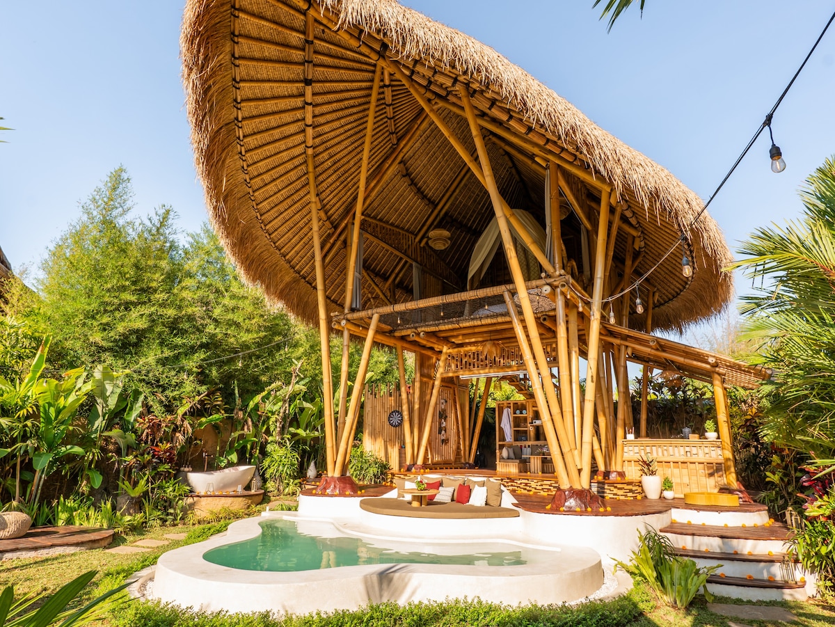 The Bambu Hut Spa - More reasons to LOVE Bingin! Come visit our spa on the  next corner after Cashew Tree!