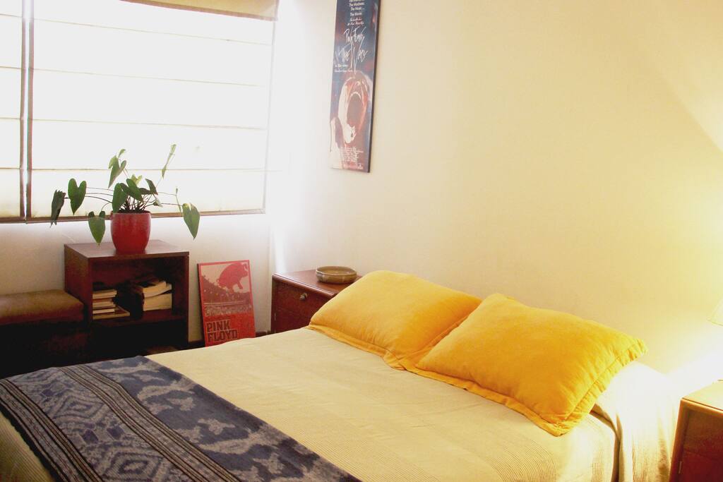 Queen bedroom