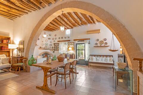 ★ Hidden Gem of Afandou ★Traditional House & Patio