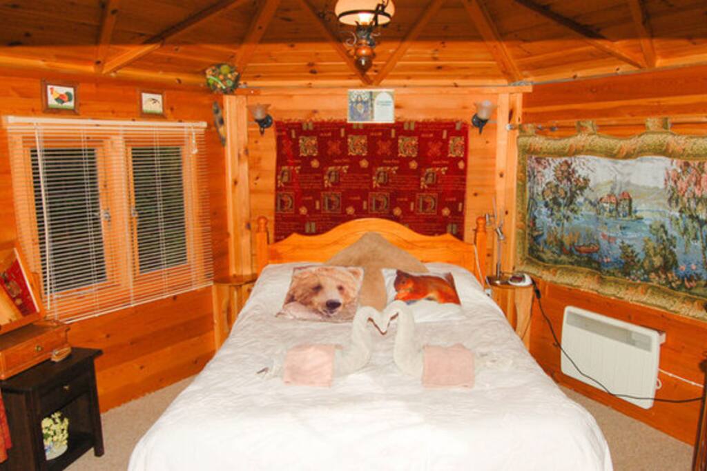 Double Room with wardrobe and mirror.