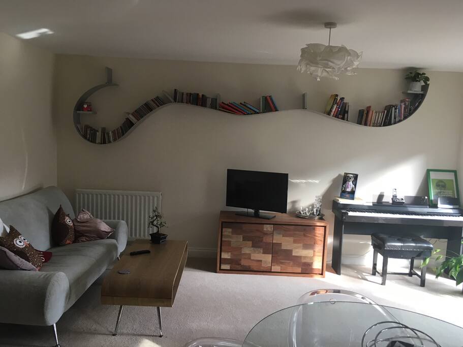 Spacious and light living room