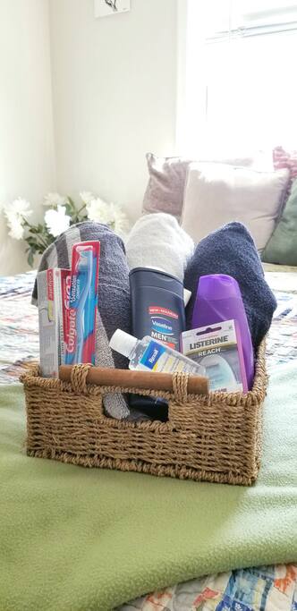 Woo! A gift basket filled with travel essentials!