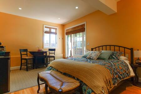 Cozy Garden Studio - Private Entry