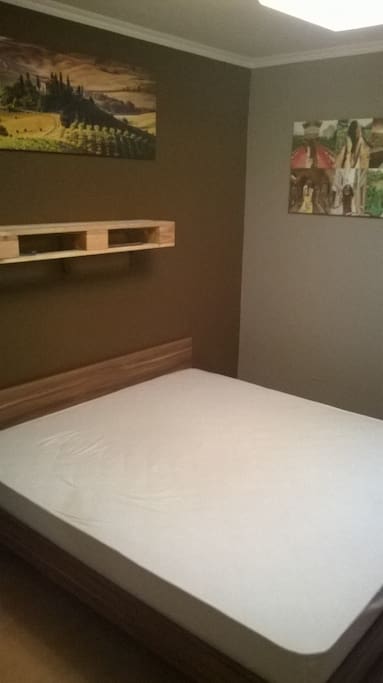 Hálószoba 2személyes ágy wifi tv