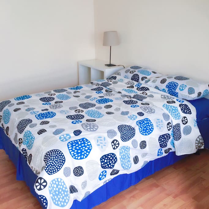 Double bed hardwood floor
