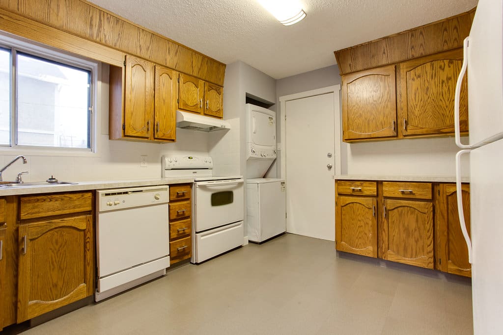 ensuite laundry, ceramic cooktop, dishwasher tons of counter space