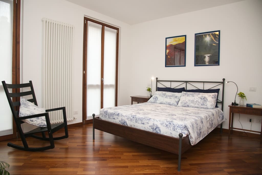 ground floor apartment: 1st bedroom