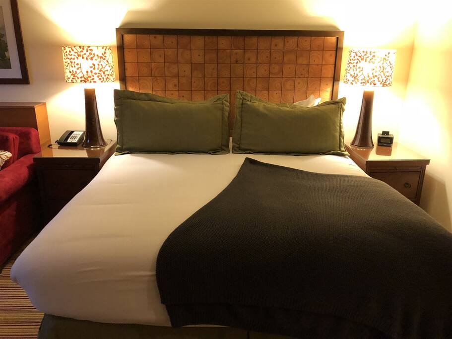 COMFY KING BED