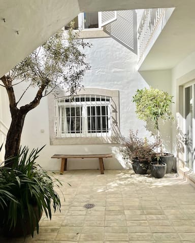 Casa do Pátio – Cascais historical centre