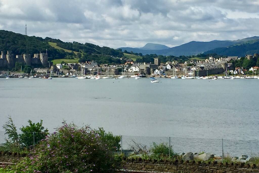 Conwy Castle & Harbour