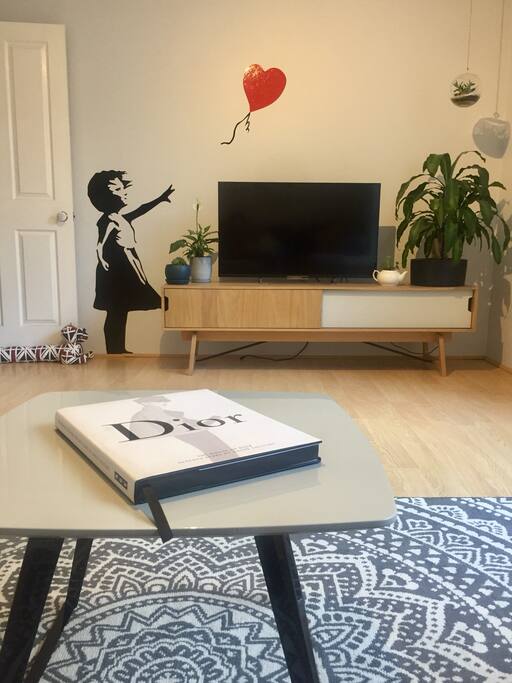 Lounge room.