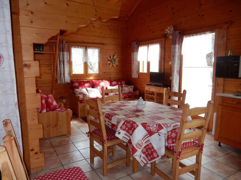 séjour, salle à manger, meublés montagne