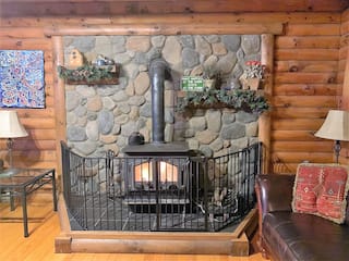 Ellicottville 6 Bed Ski Chalet, photo 3 of 47