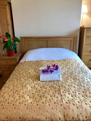 Very spacious apartment right in heart of London gallery image 5