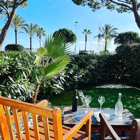 Annonce Airbnb populaire: ‘Sun rise studio’ @ Cagnes promenade à Cagnes Sur Mer