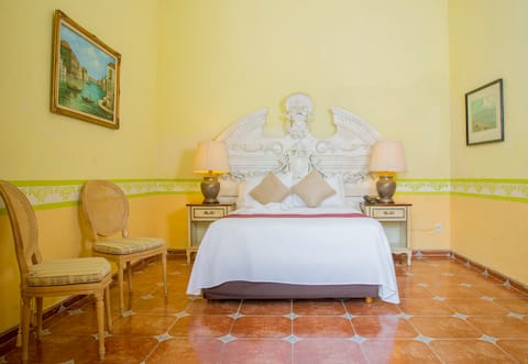 Casa de las Columnas, an experience from another era