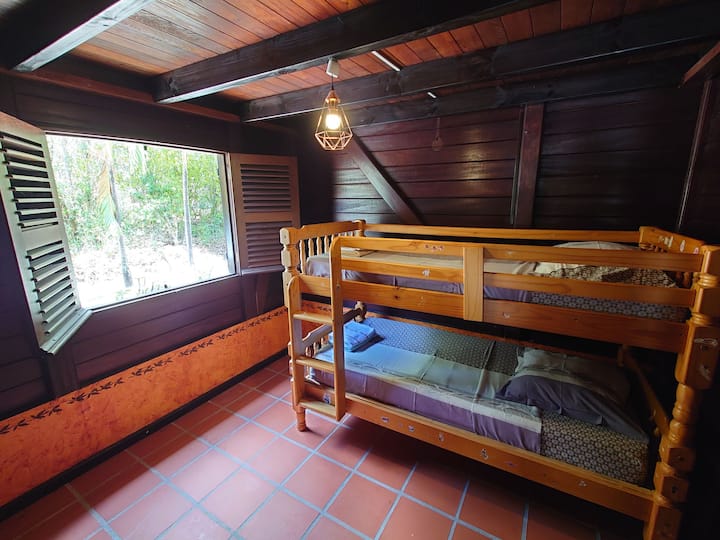 საძინებელი 2