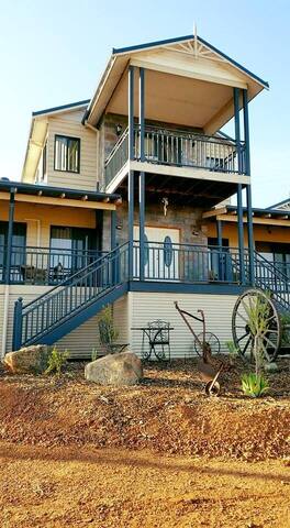 Mountain Park 50 acres+views+river+spa+sleeps 12 gallery image 5