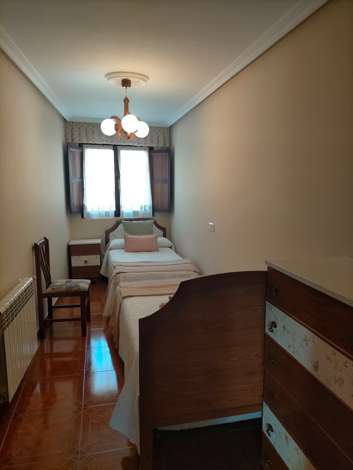 Резервации: 985 84 59 16