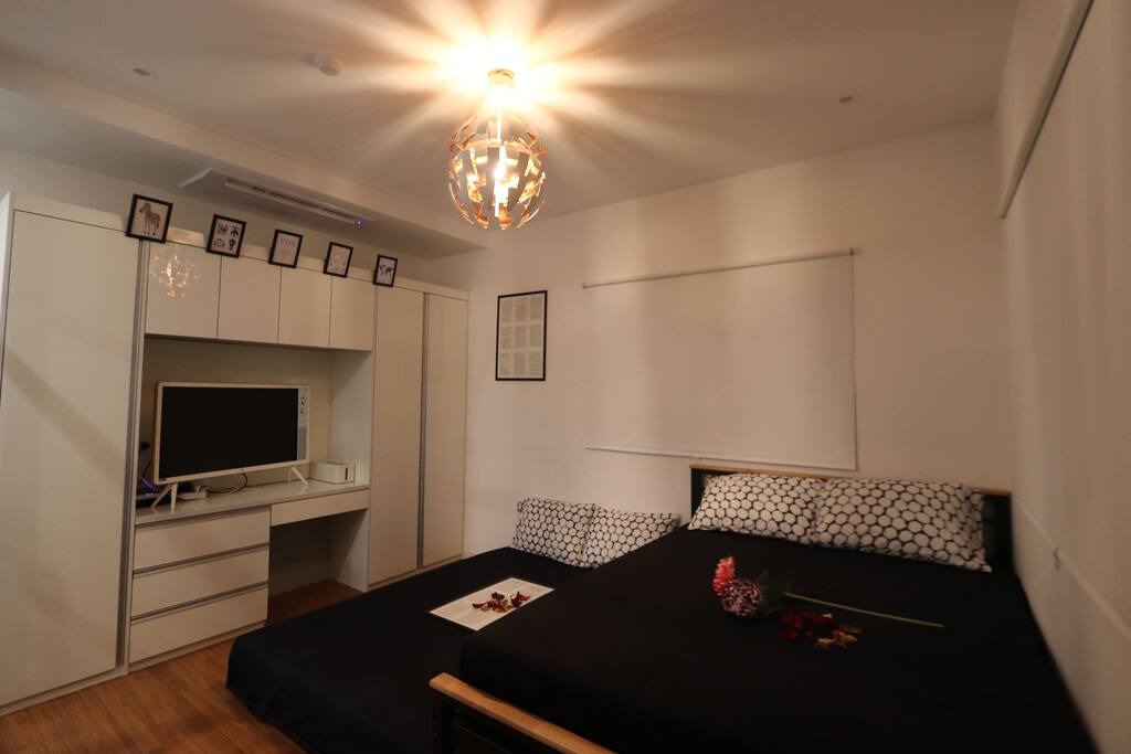 Sliding 2 bed. you can using only 1 or 2 bed