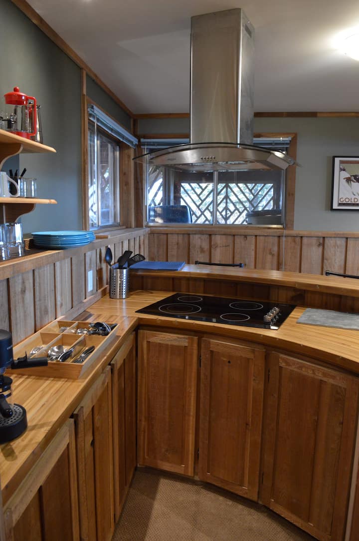 10 Best LongTerm Rentals In Golden, Canada Updated 2024 Trip101