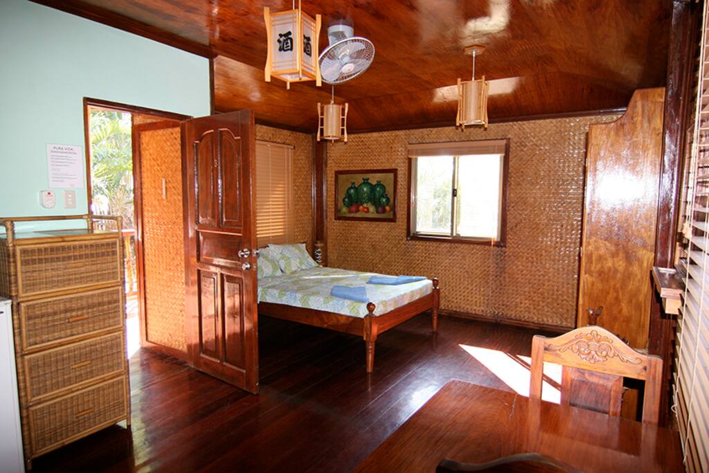 Studio Front Beach 2 Apartments for Rent in El Nido, MIMAROPA