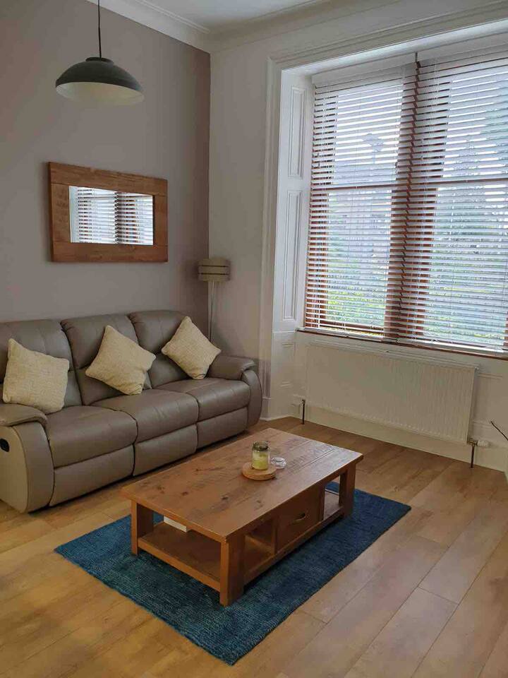 Greenock Holiday Rentals & Homes Scotland, United Kingdom Airbnb