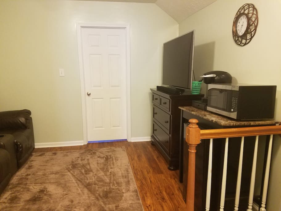 Sitting area - Shared with Room 2 Guests