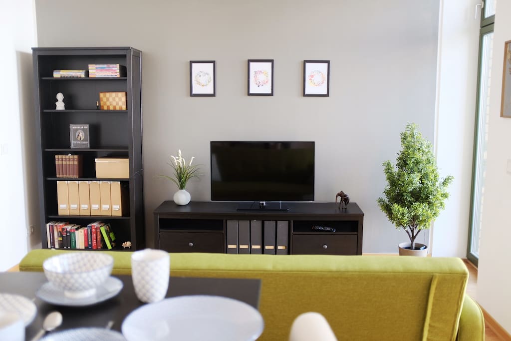 Wohnzimmer / Living Room.