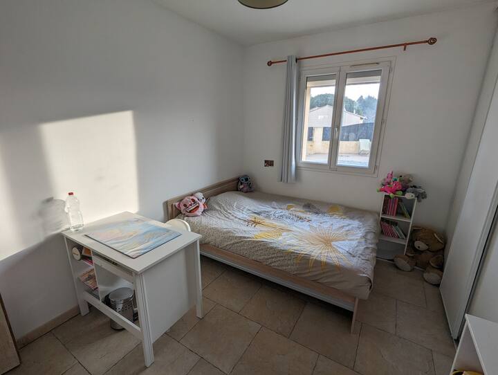 Chambre 3
Lit 140x 190