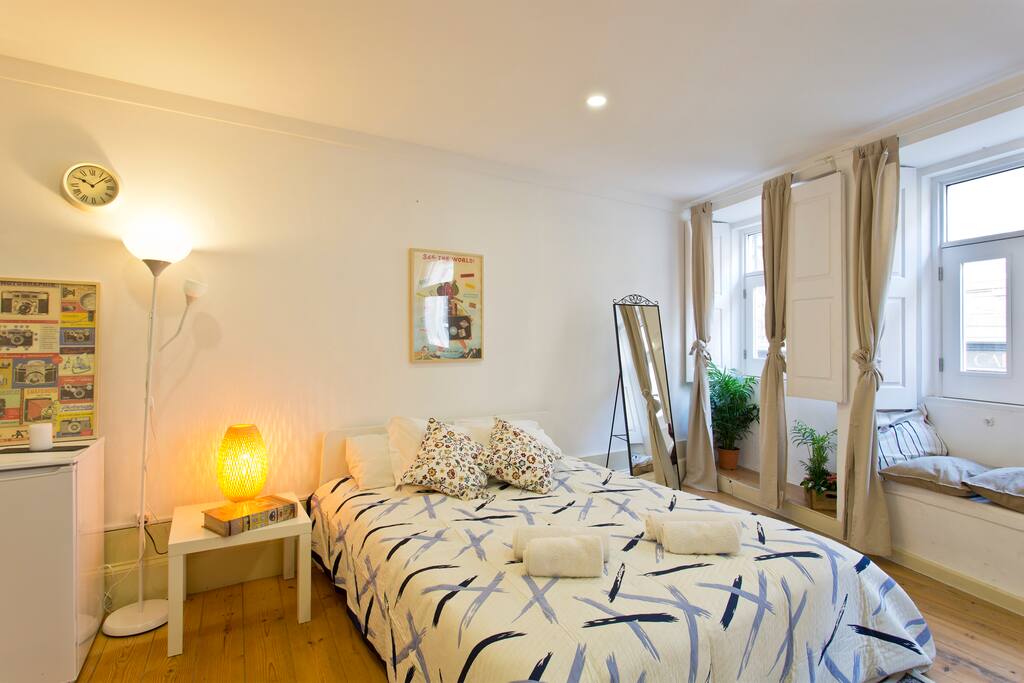 Cosy flat with comfortable beds to provide you a great night of sleep.