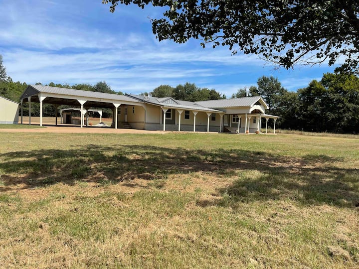 Palestine Vacation Rentals & Homes Texas, United States Airbnb