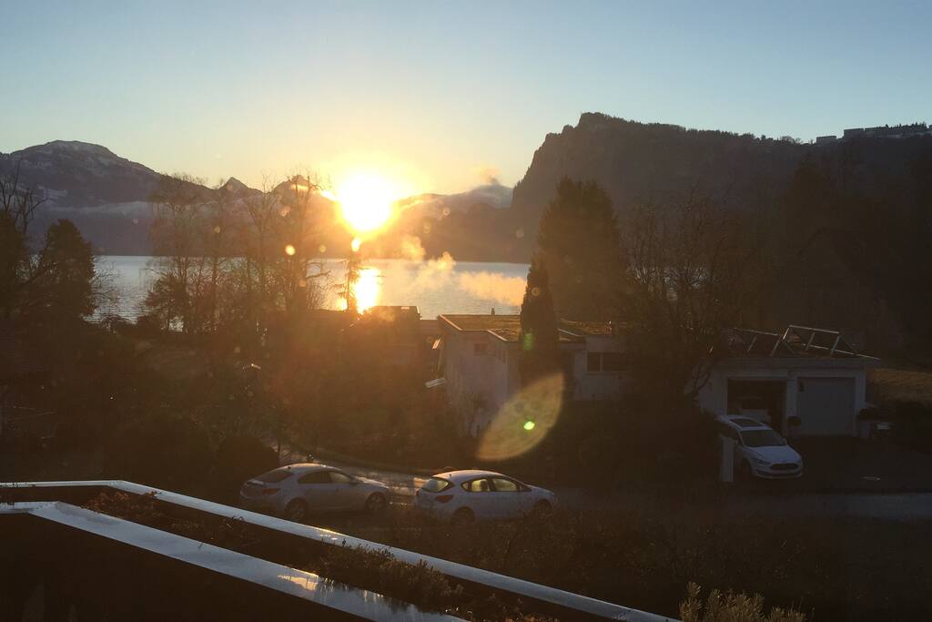 Sunrise from eastward balcony / Sonnenaufgang vom Ostbalkon aus