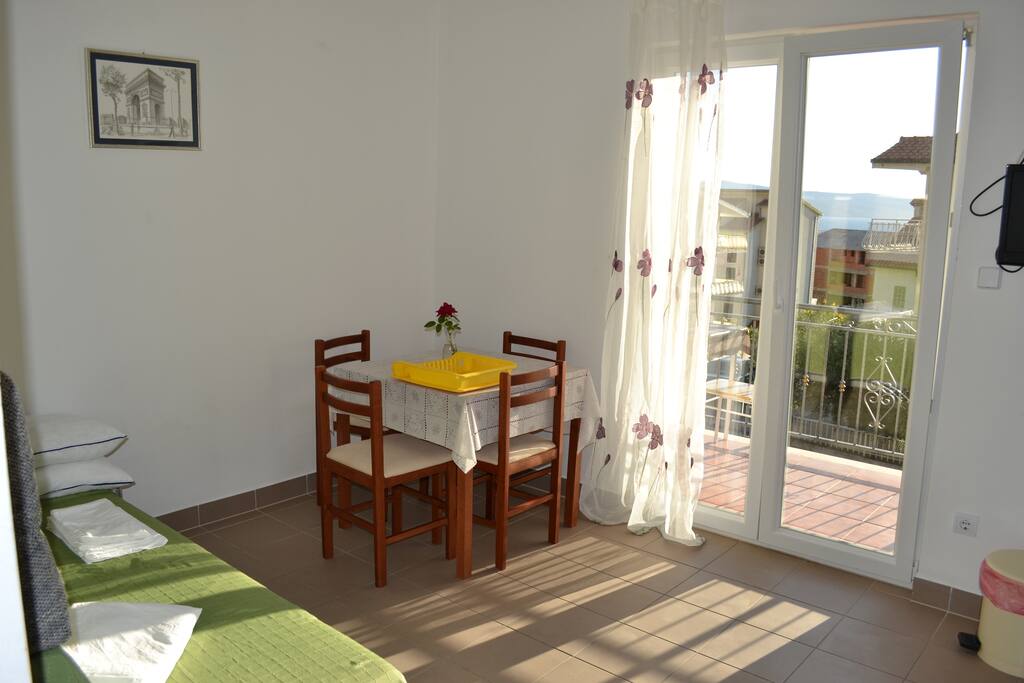 Living Room with sofa bed for 2