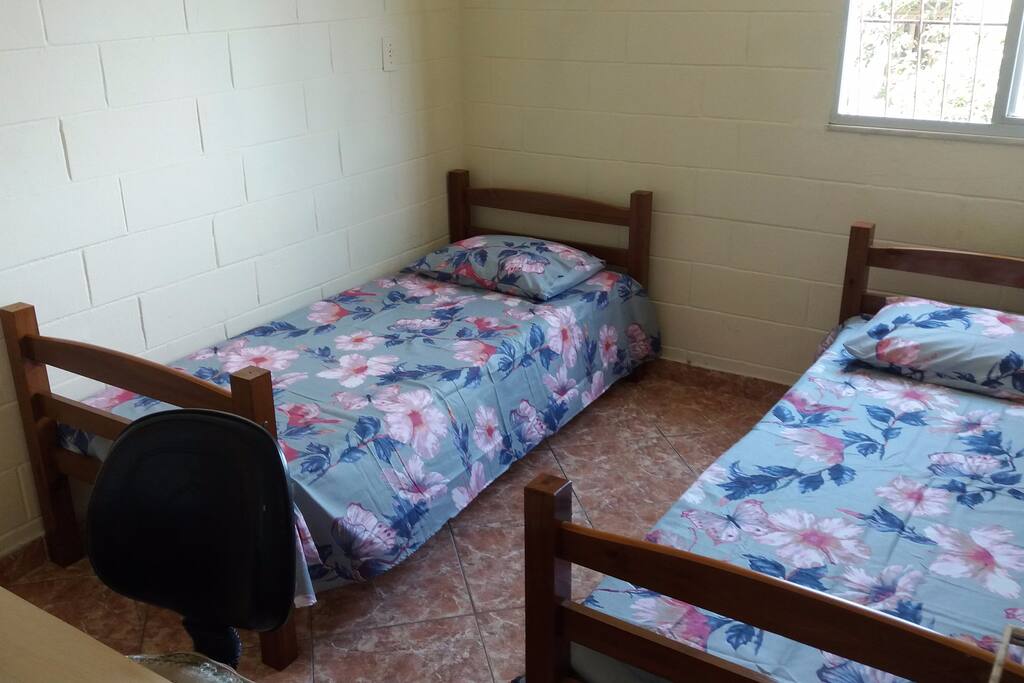 quarto de solteiro