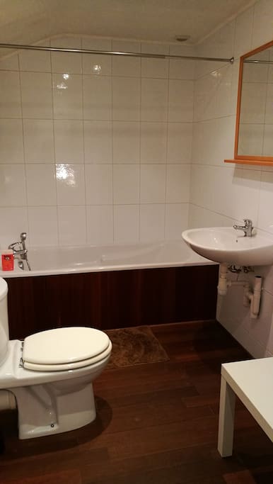 Salle de bain et toilette privatif