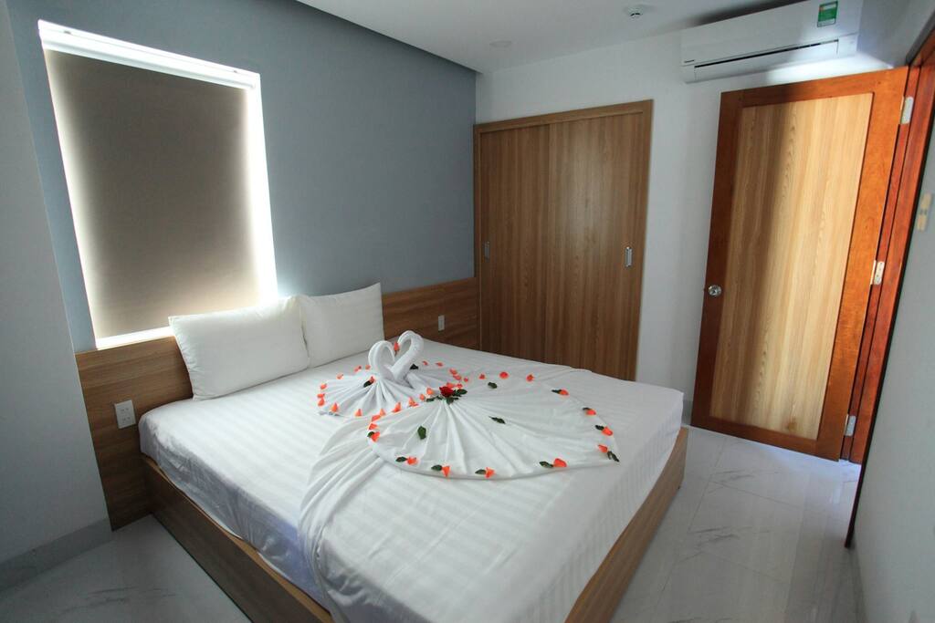 Bed room