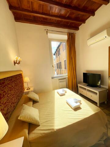 Pellegrino 62. Amazing flat in the center of Rome gallery image 5