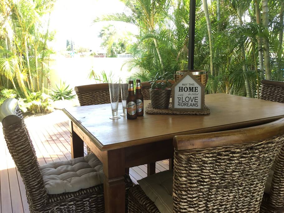 Beer O’Clock.