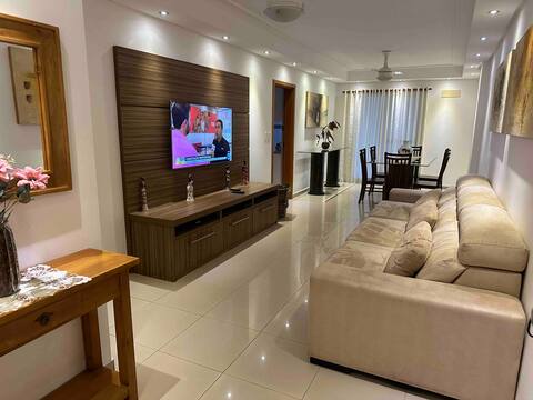 Lindo apto, total view to the sea, 2 spaces in the garage