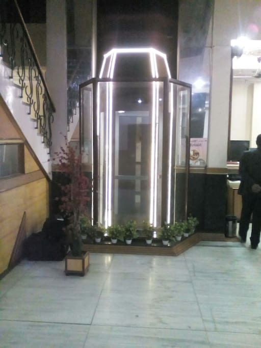 ELEVATOR