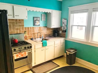 North Buffalo 6 Bed Double with Two Kitchens, photo 8 of 31