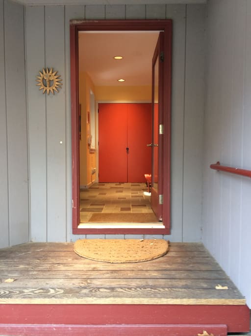 Inviting front door.