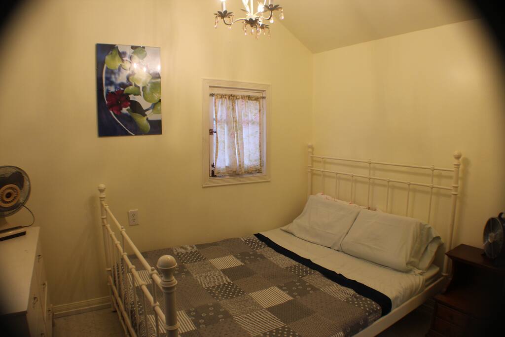 LARGE QUEEN SIZE PRIVATE SUITE WITH A RIVER VIEW