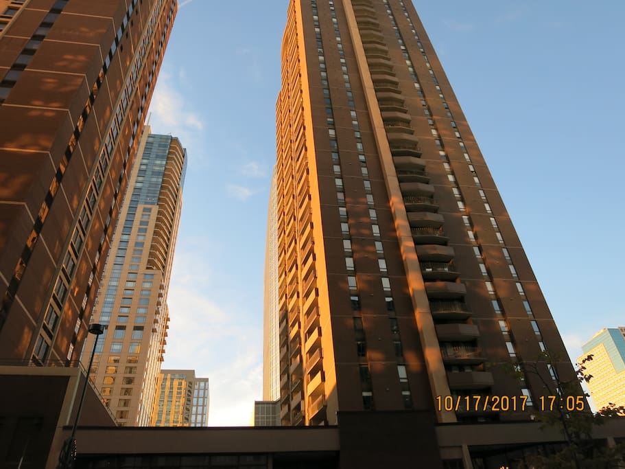 EXTERIOR OF THE HIGH RISER