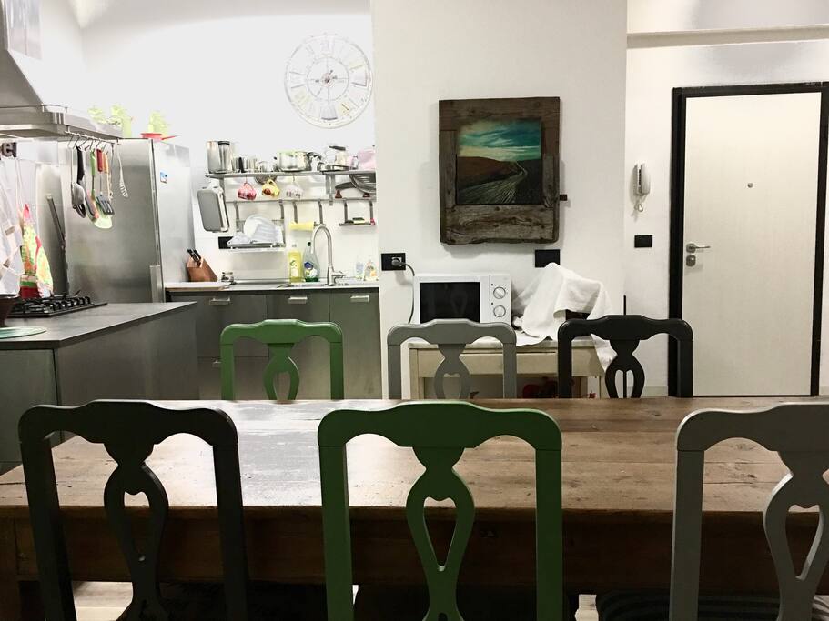 Soggiorno con angolo cucina