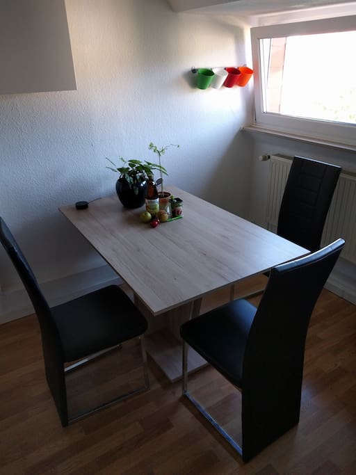 Das ist der Küchentisch