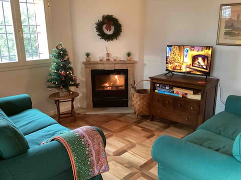 Proprietà Airbnb di successo: Country villa surrounded by greenery a Imola