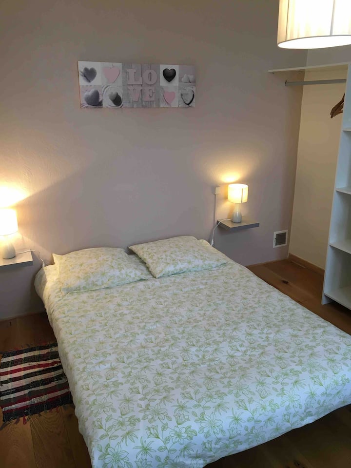 2階の独立した部屋 